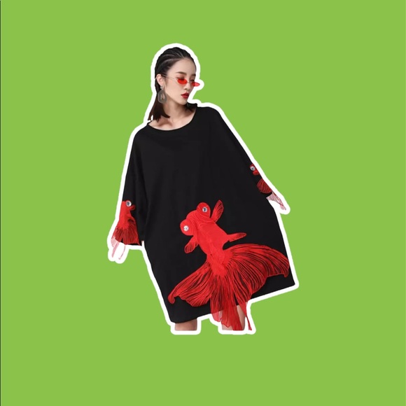 Black Fish Embroidered Pullover Loose Fit Knee Length Spring /Summer Shirt Dress - Picture 3 of 4